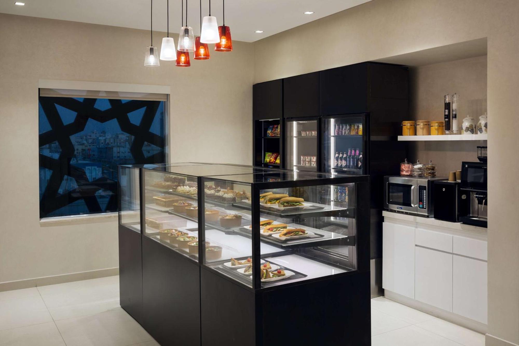 حياة هاوس شارع صاري 4* جدة